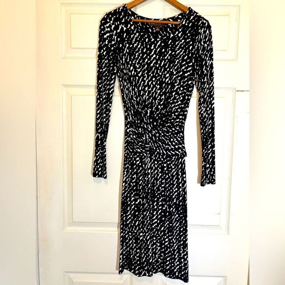 Dana Buchman Dresses & Skirts - Dana Buchman midi dress, long sleeve, black/white pattern, size S, great shape